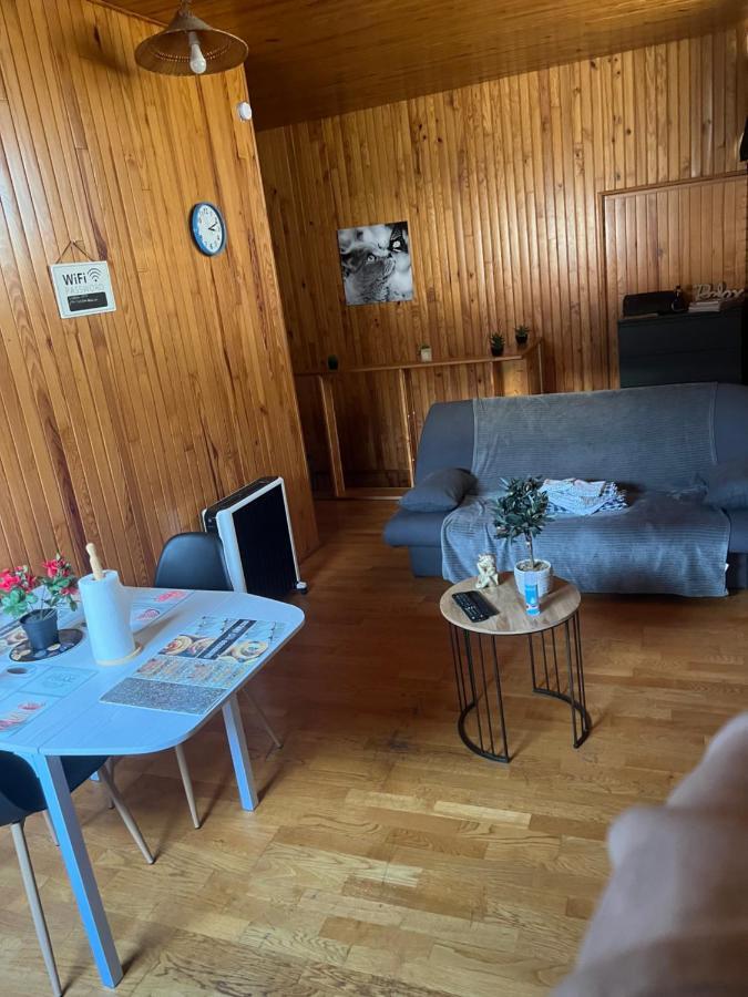 Studio En Plein Coeur Tulle Leilighet Eksteriør bilde